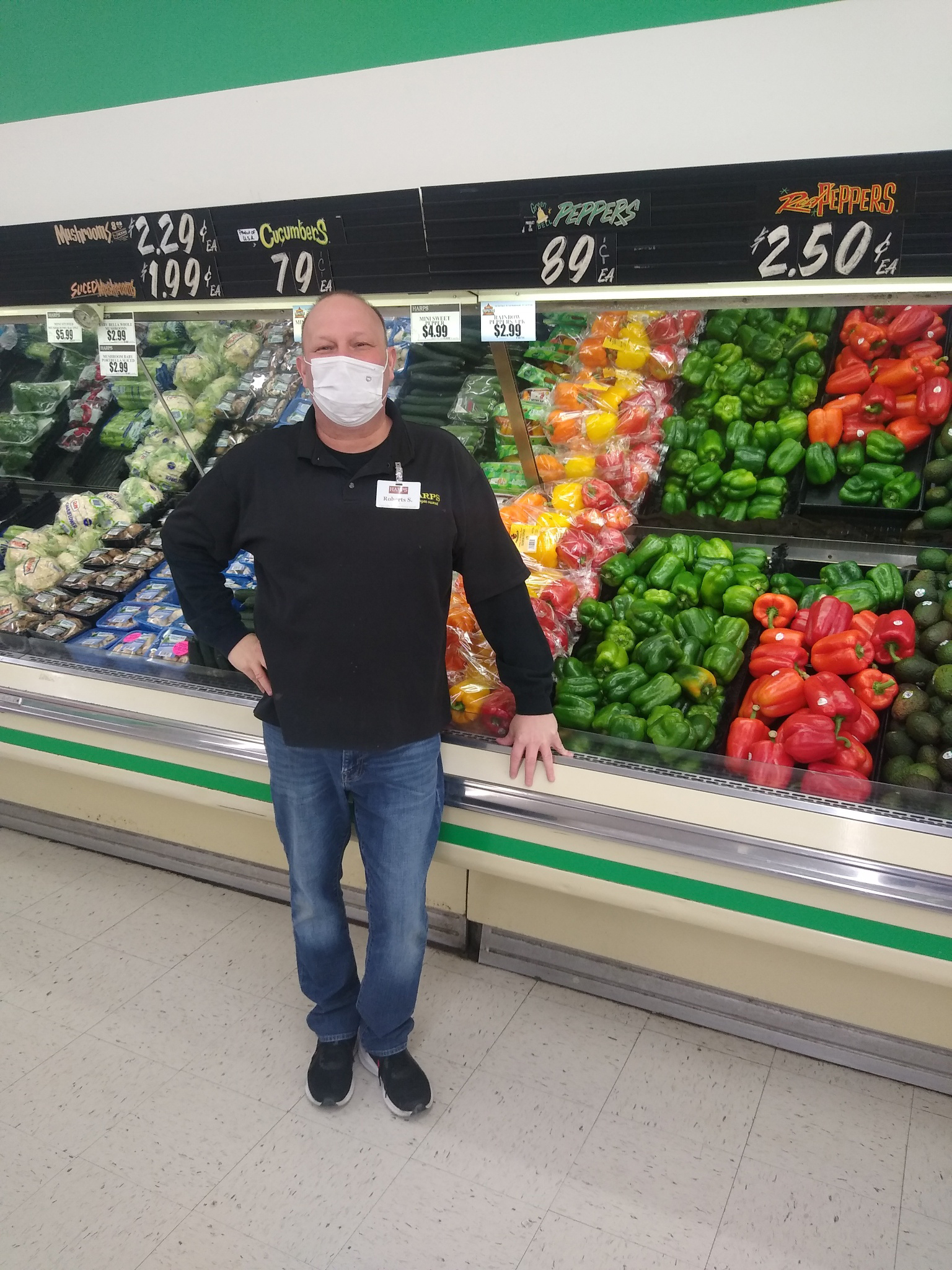 Robert Smith, produce manager at Thayer, MO.
