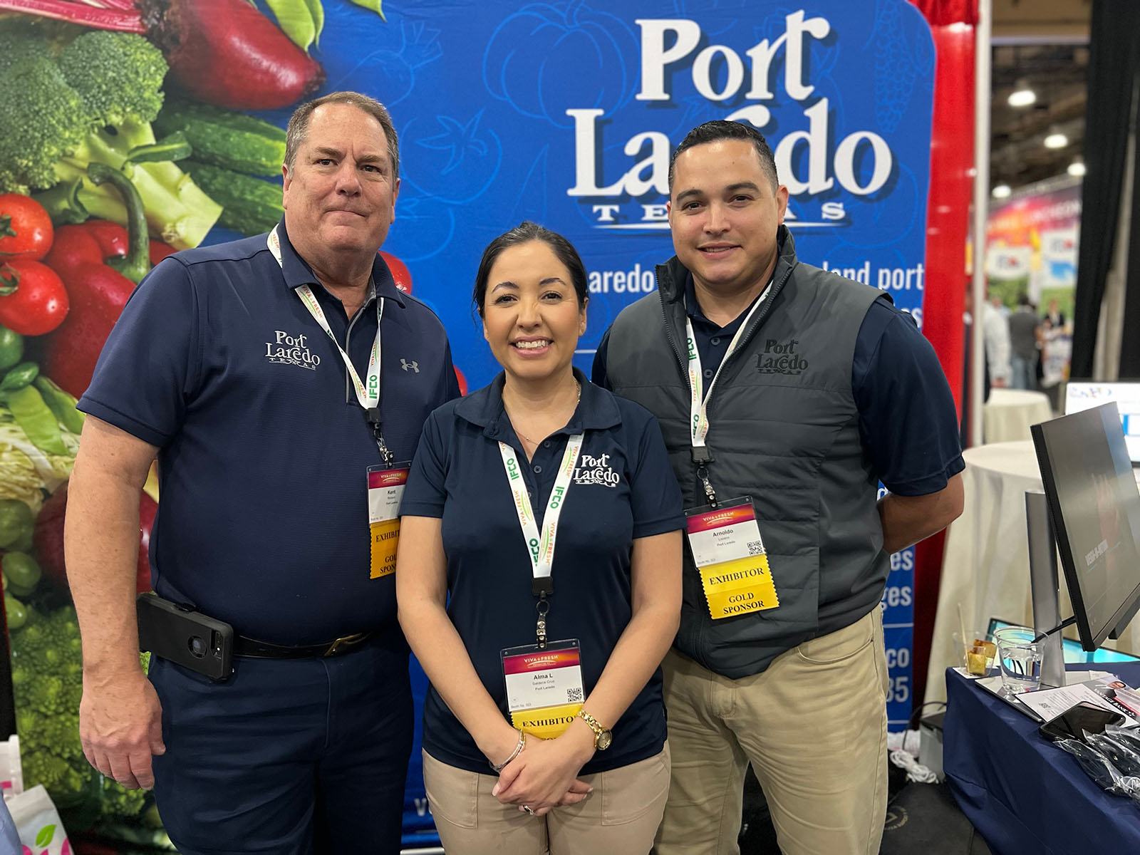 Promoting Port Laredo’s services at the Viva Fresh Expo were Kent Richard, Alma Saldana Cruz and Arnoldo Lozano.
