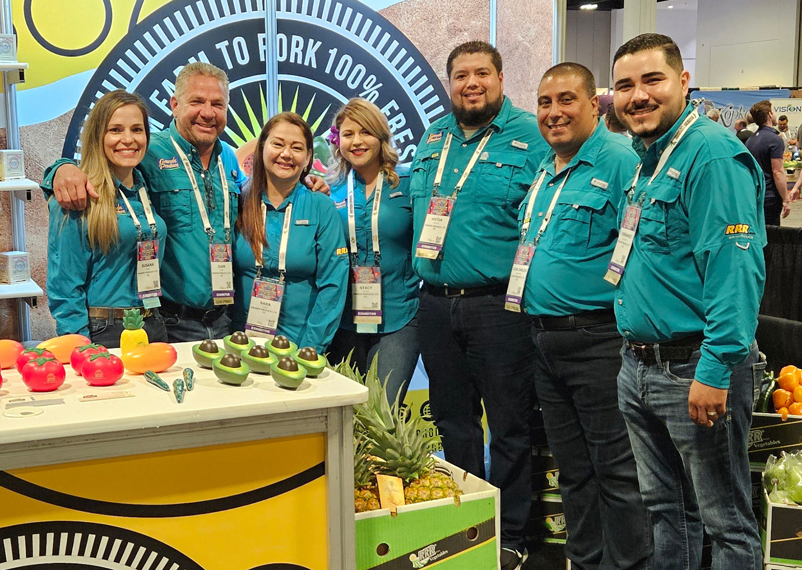Susana Cano, Juan Cano, Sara Cano, Stacy Pompa, Victor Garcia, Juan Carlos Martirena and Fernando Aguirre Jr. of Grande Produce Ltd. Co.