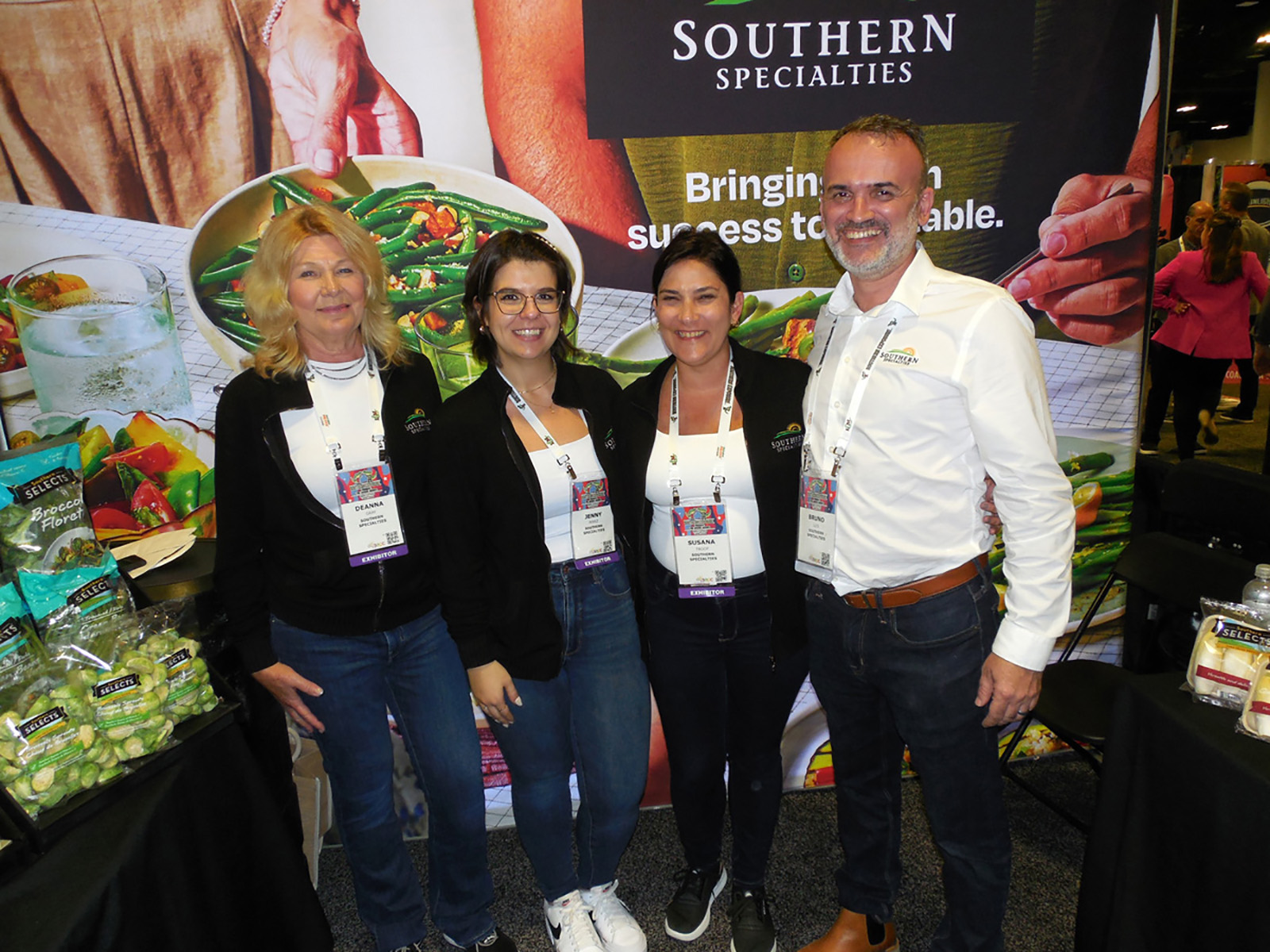 Deanna Gray, Jenny Perez, Susana Troop and Bruno Luis of Southern Specialties.