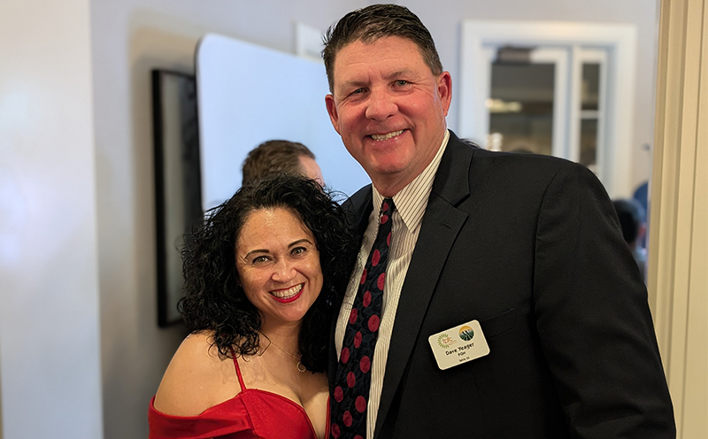 Melina Leija of Limoneira with Dave Yeager of PGH.