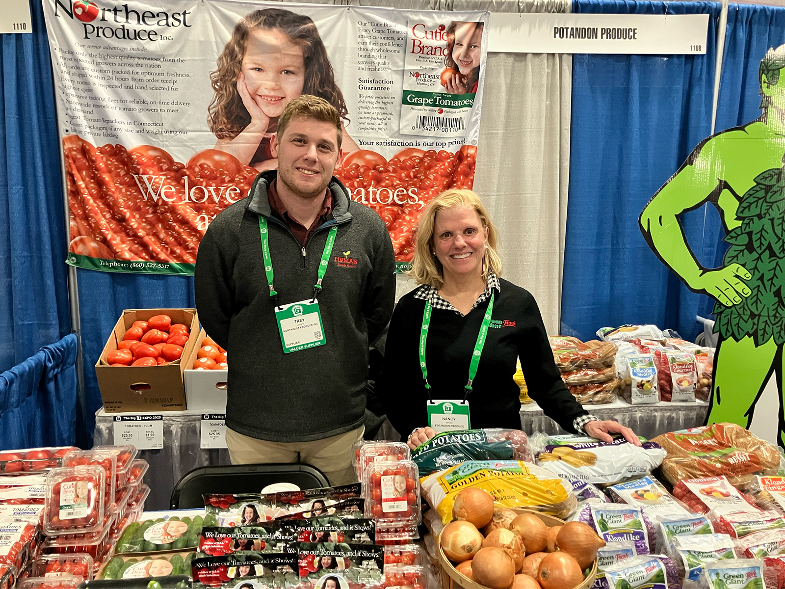 Trey LaPorta of Northeast Produce and Nancy Bryner of Potandon Produce. 