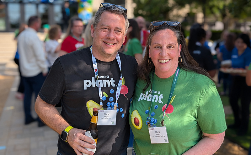 Chris Veillon of Topline Farms and Mary Heslep of Ten Acre Marketing.
