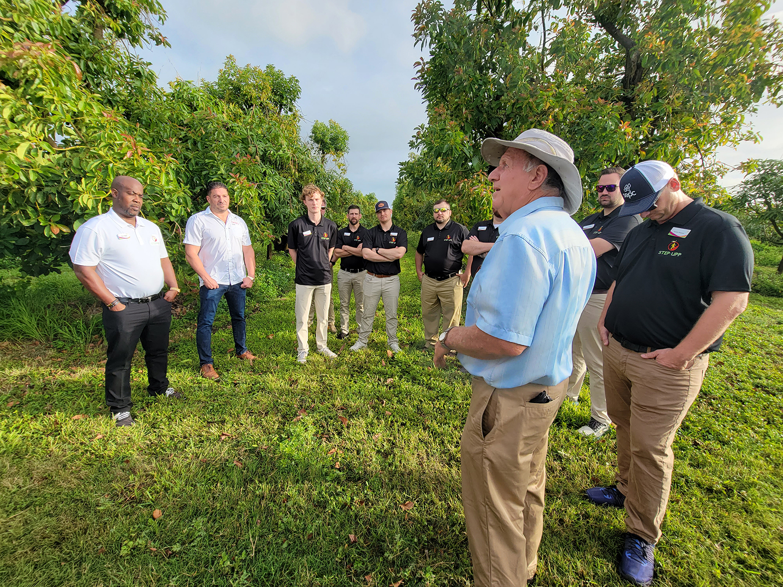 Tony shares his farming wisdom with the class.