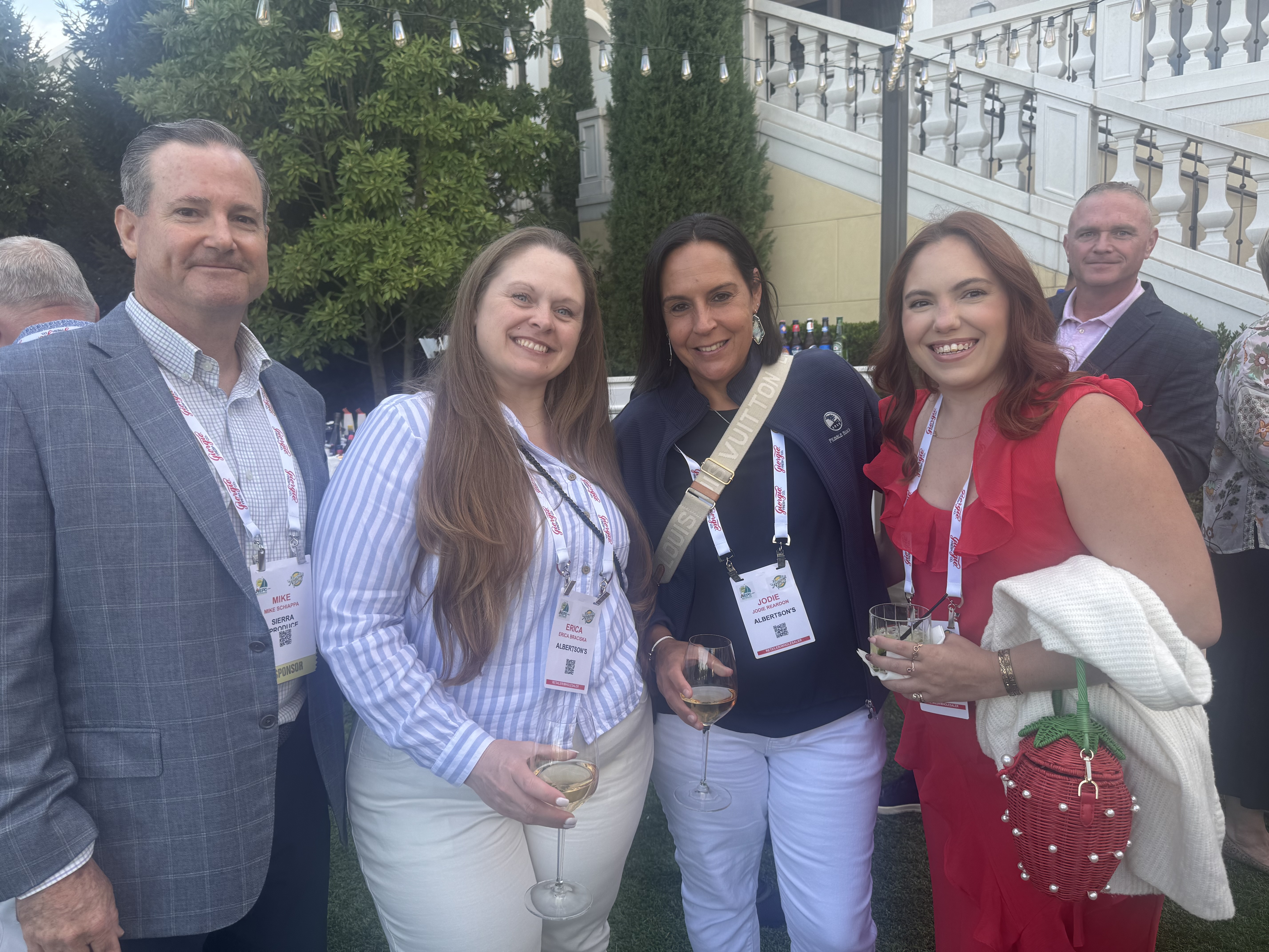 Mike Schiappa of Sierra Produce with Erica Braciska, Jodie Reardon and Victoria Pacheco of Albertson’s.