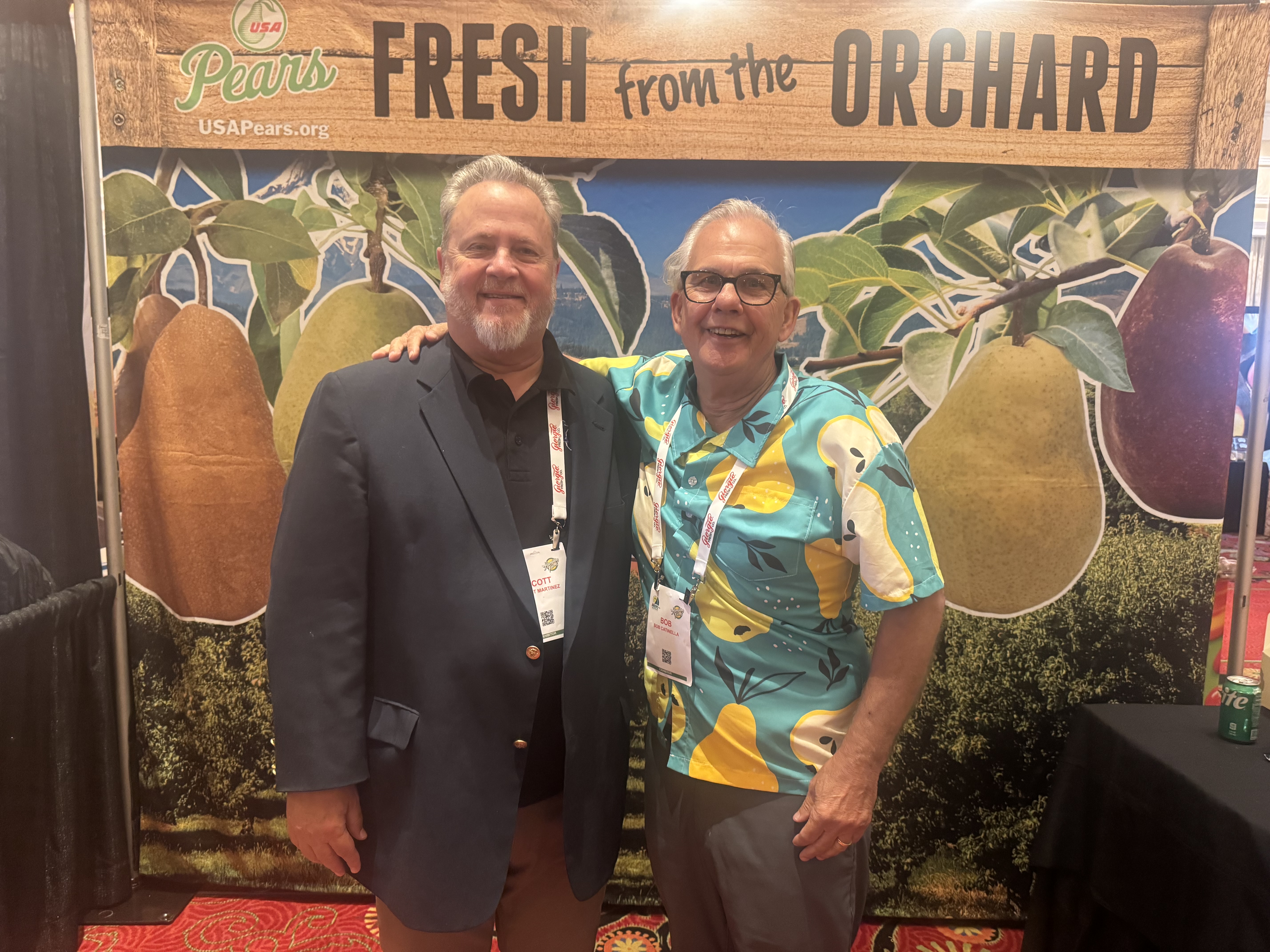 Scott Martinez of Rivermaid Trading Co. with Bob Catinella of USA Pears.