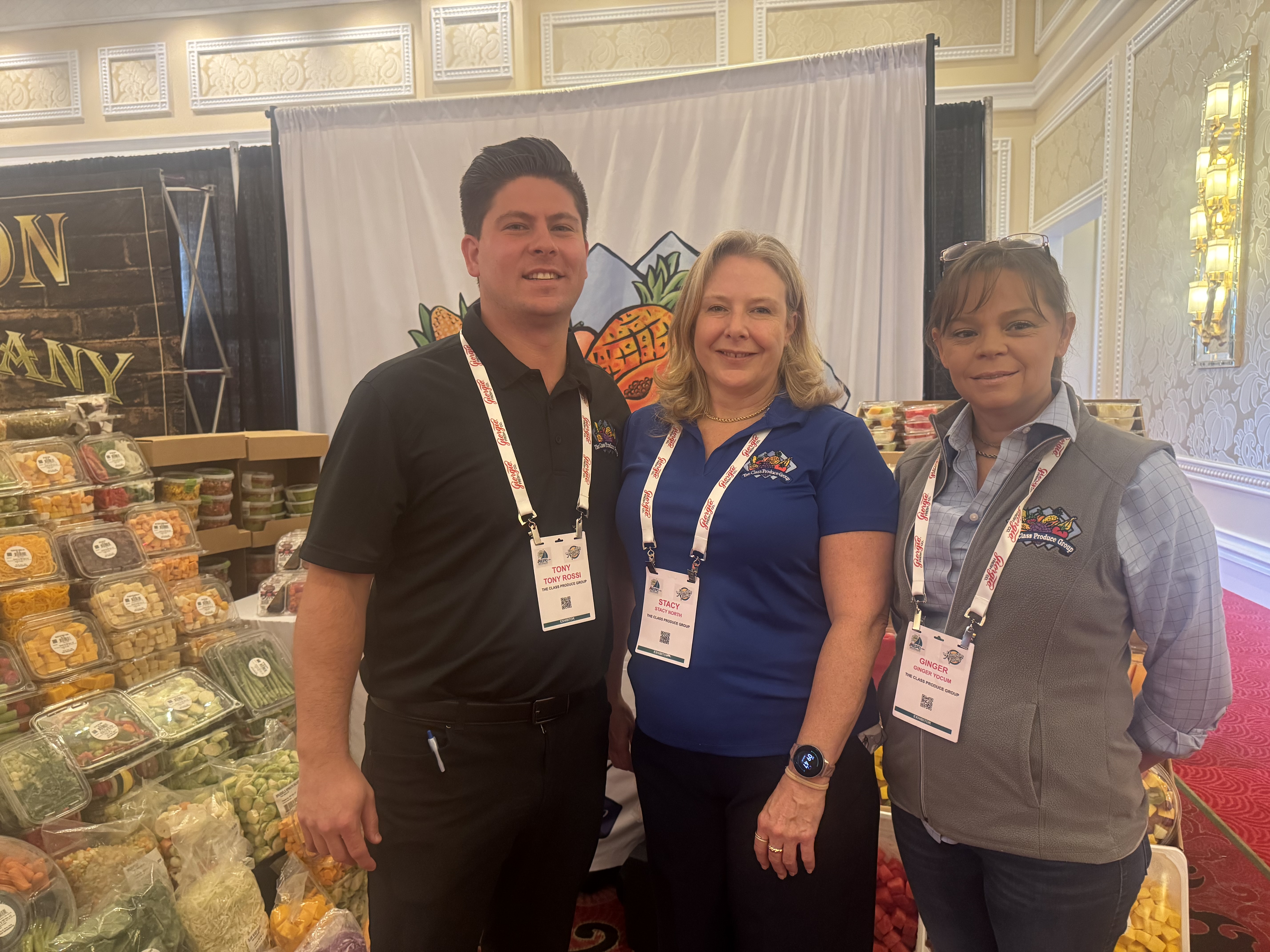 Tony Rossi, Stacy North and Ginger Yocum of The Class Produce Group.