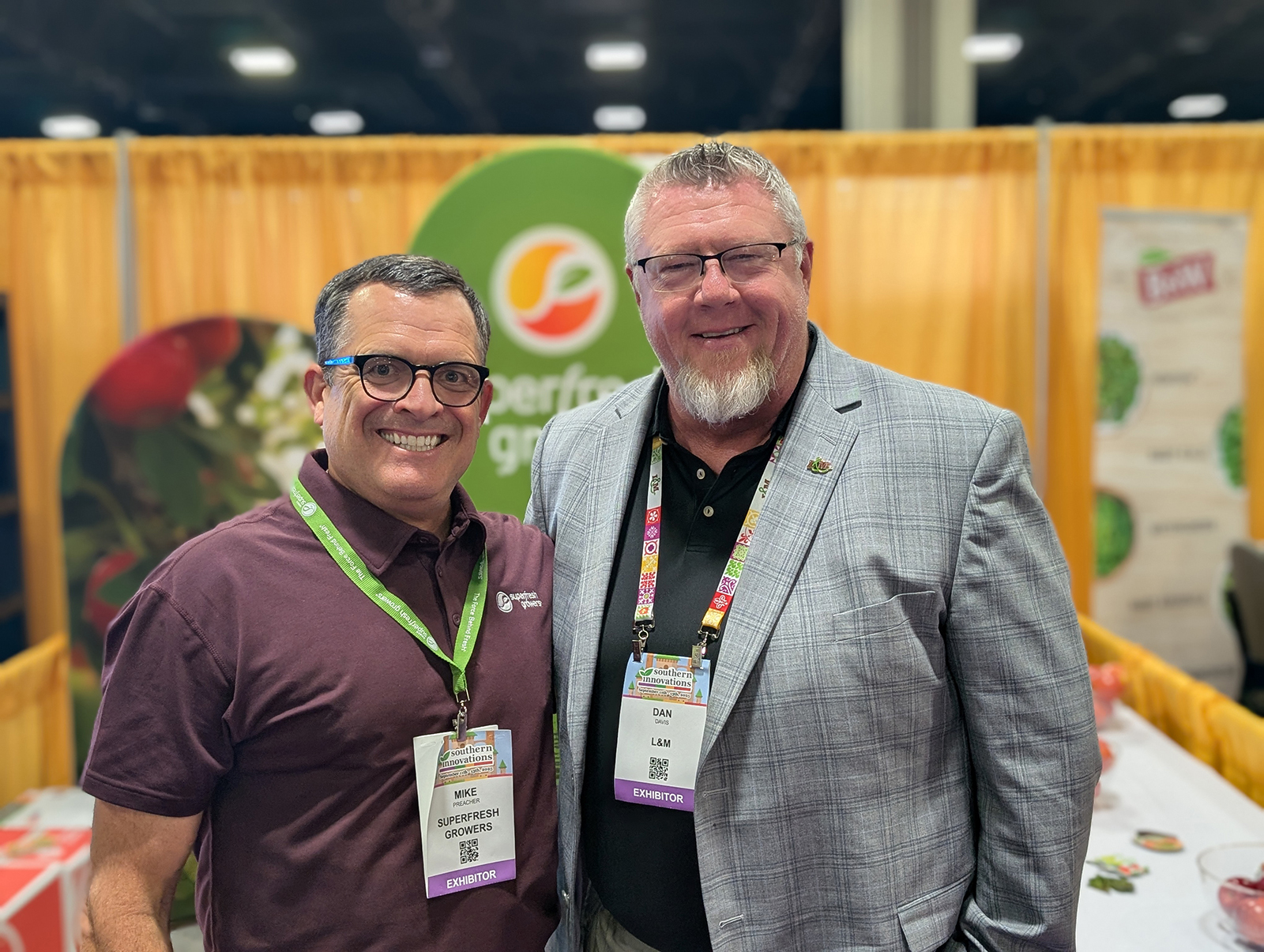 Mike Preacher of Superfresh Growers with Dan Davis of L&M.