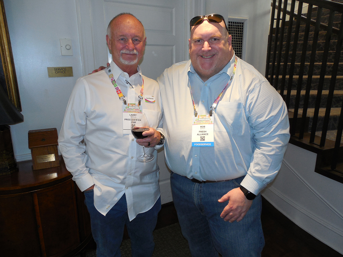 Larry Narwold of Del Fresco Produce Ltd. with Rob Bonghi of Fresh Alliance.