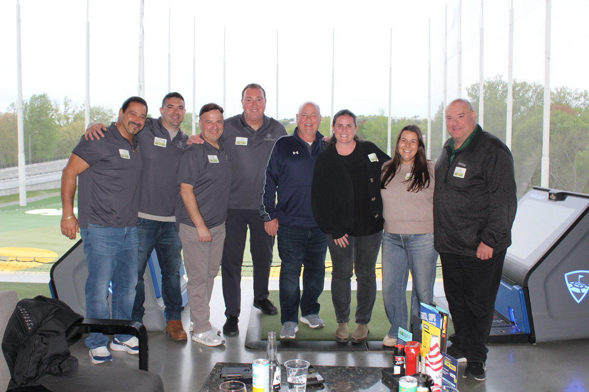 Pat Palermo, Cody Maggio, Mark Miraglia, Jeff Glennon, Chuck Reeves, Liz Maggio and Marissa Dolan Bleiler, all of Gold Bell Inc. with Craig Minichiello of Market Basket.