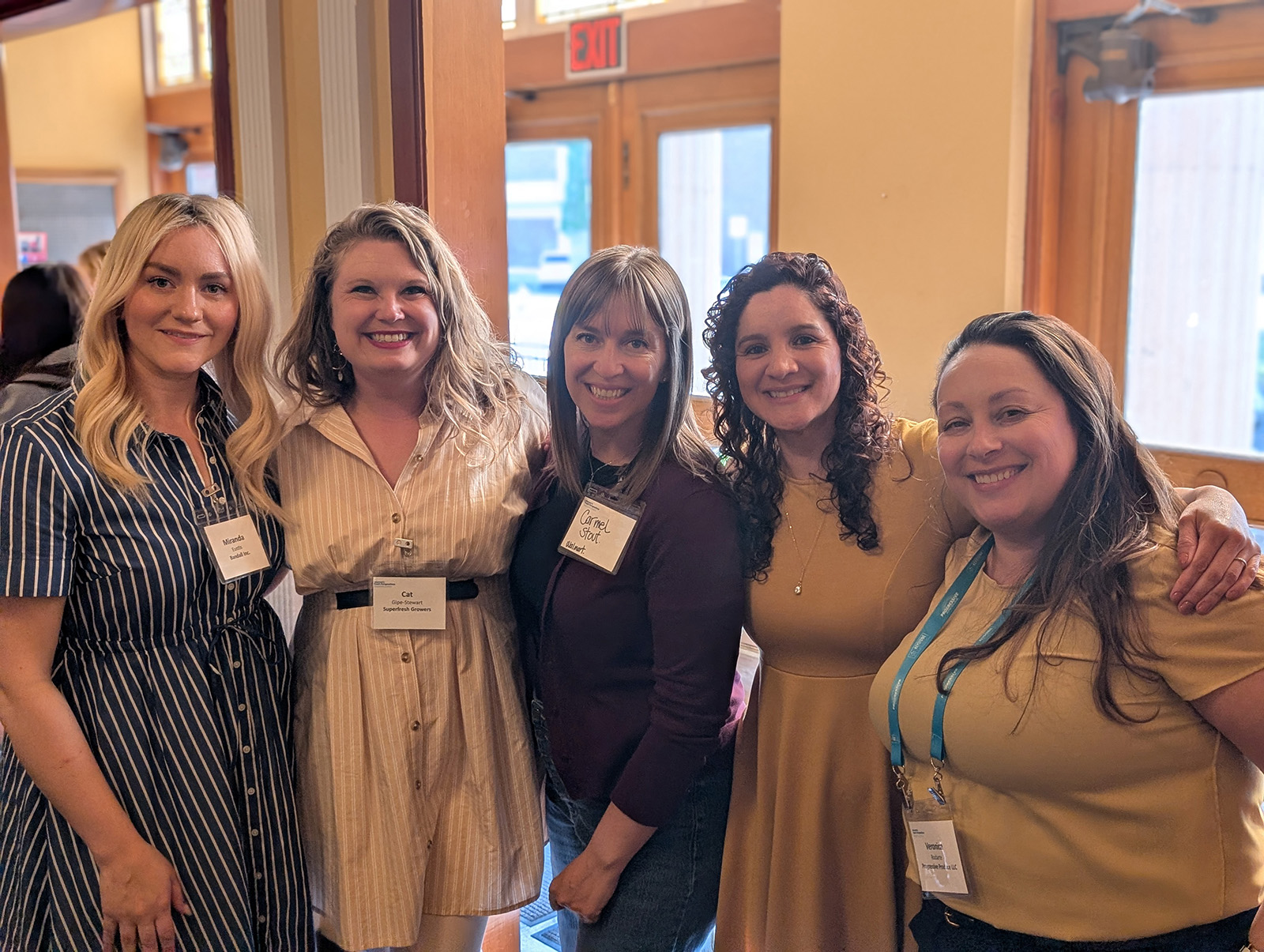Miranda Eustis of Bandall, Catherine Gipe-Stewart of Superfresh Growers, Jacqui Gordon Nunez of WA State Free Fruit Association and Carmel Stout of Walmart.