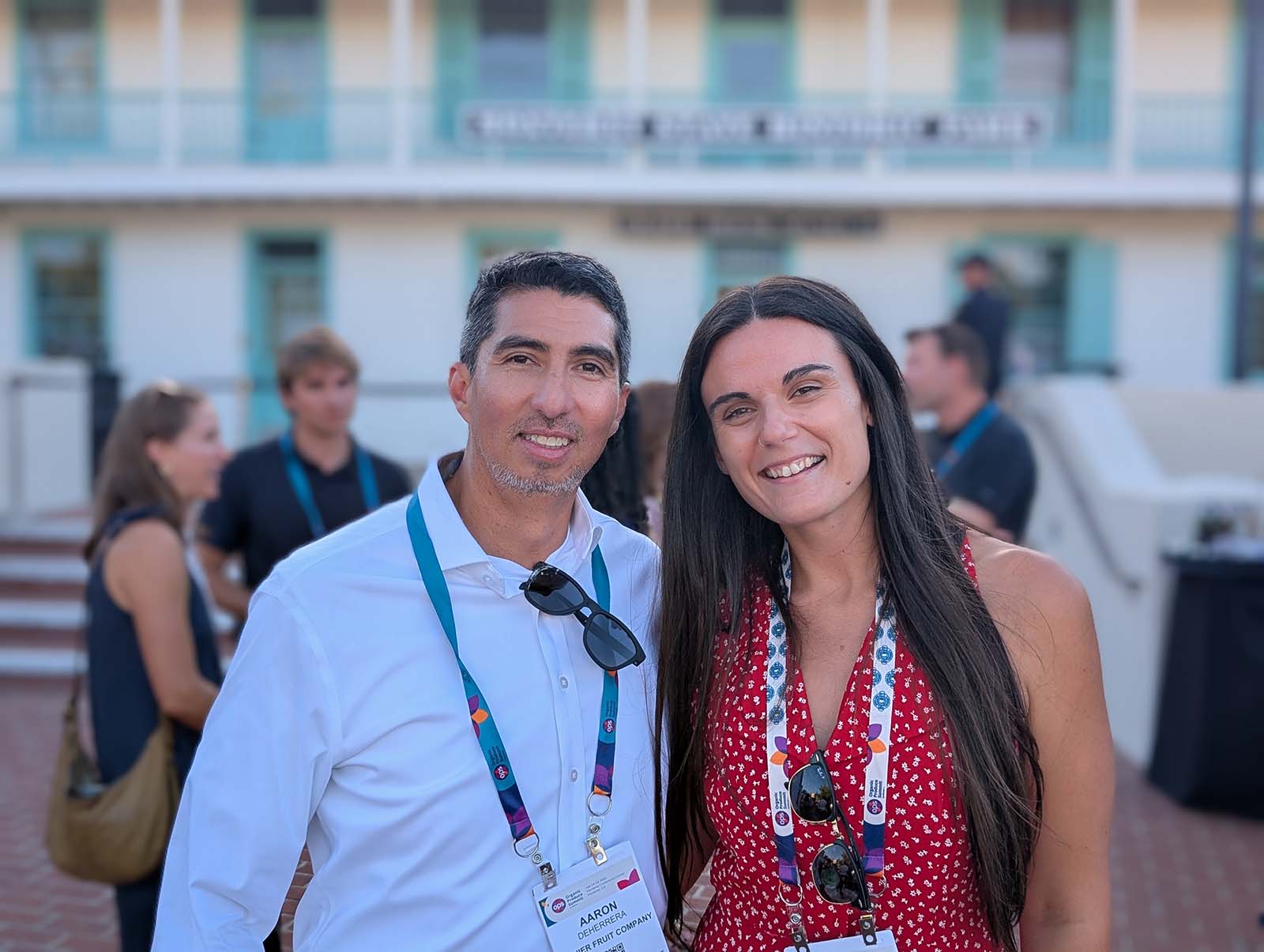 Aaron DeHerrera of Rainier Fruit and Madelyn Edlin of EFI.