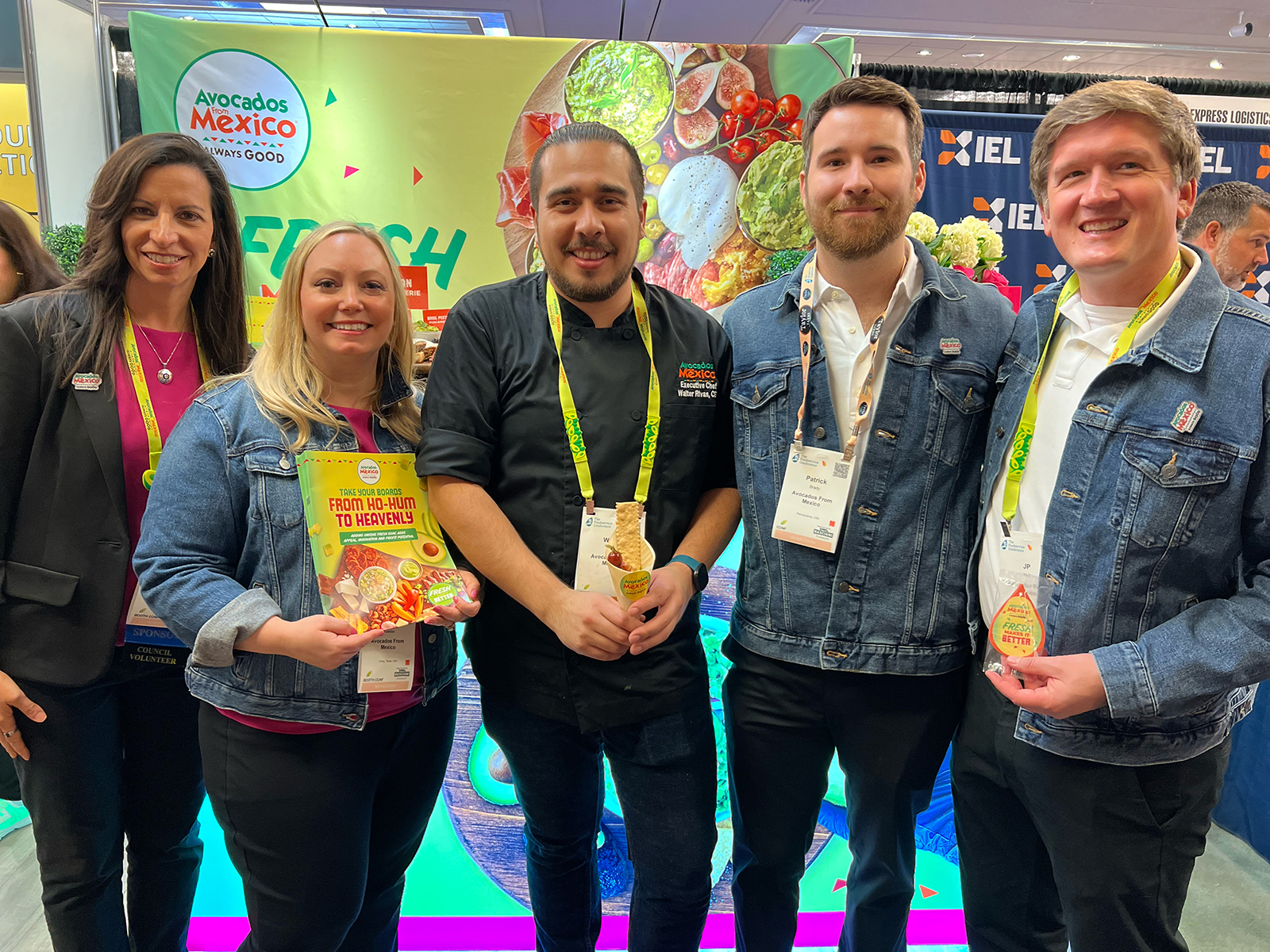 Stephanie Bazan, Stephanie Browder, Walter Rivas, Patrick Brady and JP Holt of Avocados from Mexico. 