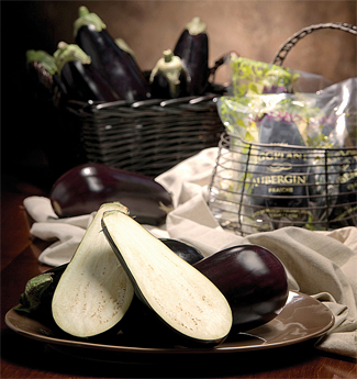 Malena-egglplant-still-life