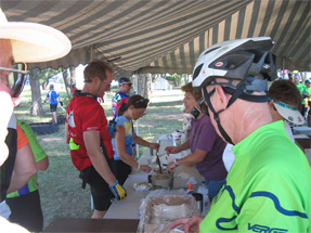 ride-the-rockies-tent