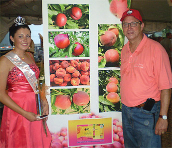 peach-festival-2010-Doug-Fi