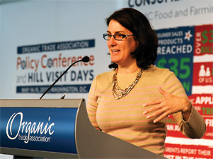 Laura-Batcha