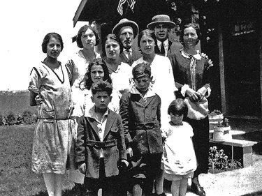 1929PeixotoFamily