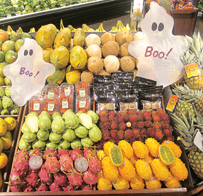 Spooky-display-promotion-002