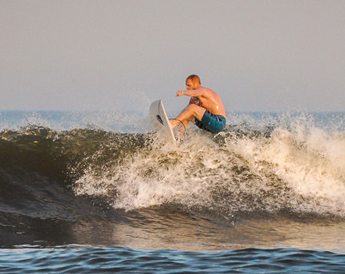 tommysurfs