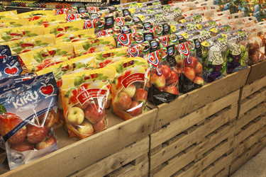 CMI-award-winning-pouch-bags-at-retail