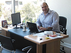 CalGiantChileanOffice-002